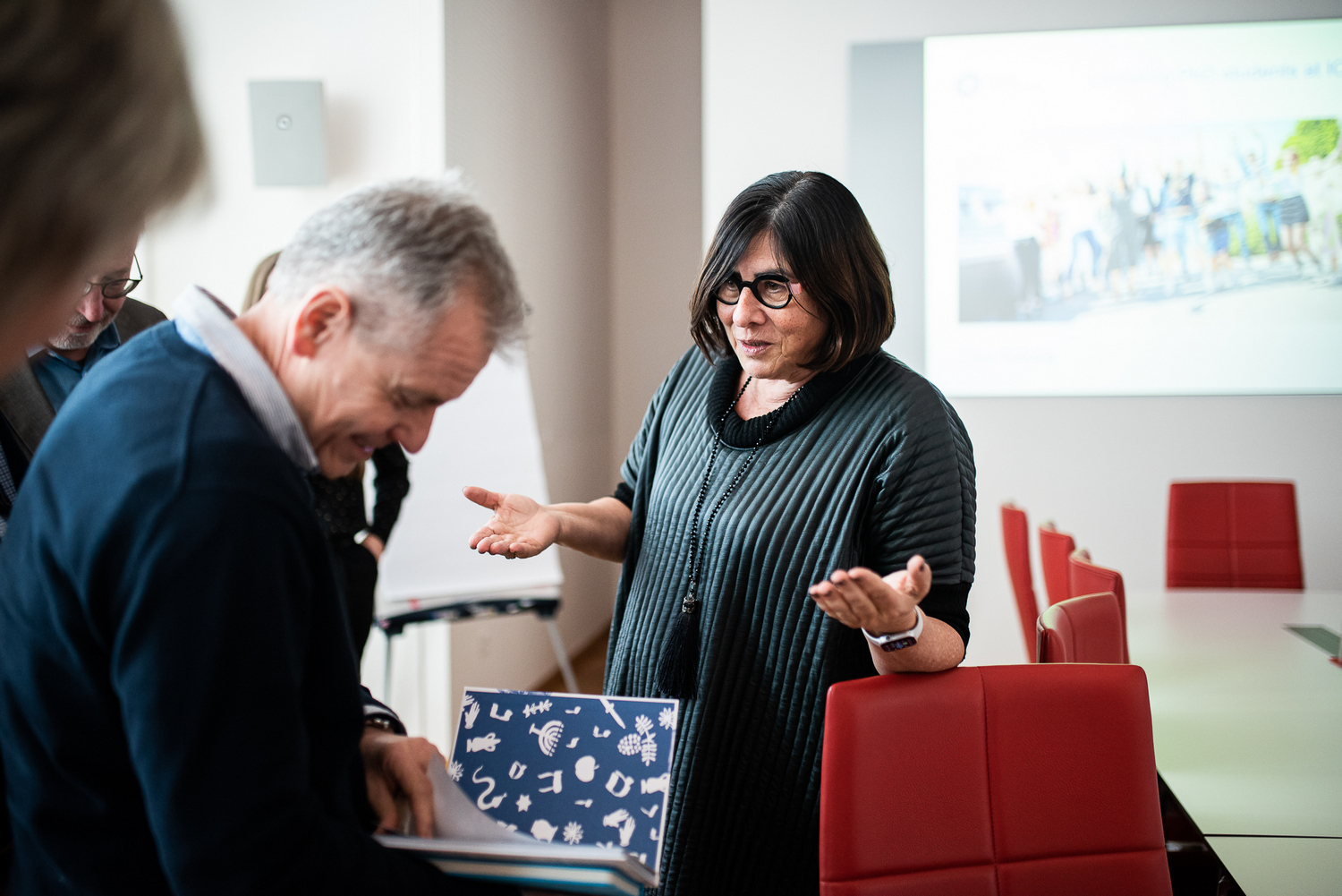 Martin Fusek, Anna Azari (Foto: Tomáš Belloň / ÚOCHB)